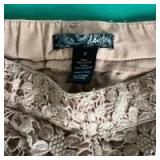 Womenâs Name Brand Size Small Short Collection