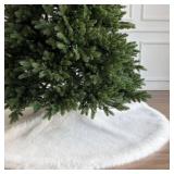 Starry Dynamo 60-Inch Huntsman High-Pile Faux Fur Christmas Tree Skirt with Hidden Slide Clasp Closure and Durable Microfiber Backing, Ivory