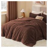 BEDELITE Fleece Queen Comforter Set -Super Soft & Warm Fluffy Hot Chotolate Bedding, Luxury Fuzzy Heavy Bed Set for Winter with 2 Pillow Cases