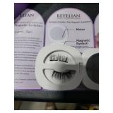 BEYELIAN Magnetic Eyelashes, Soft Natural Look Magnetic Lashes Kit, Magnets False Eyelashes with Applicator Reusable No Glue Needed Eyelashes Easy to Wear and Remove (1 Pair,SME013)