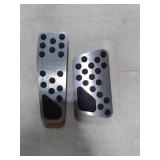 Car Pedal Covers, Aluminum Alloy Non-Slip Gas and Brake Pedals Covers, Car Accessories Auto No Drilling Accelerator Pedal Covers Replacement for Dodge 2009-2022 Challenger Charger Chrysler 300C