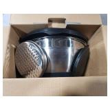 Umite Chef Mixing Bowls with Airtight Lids, 8PCS Stainless Steel Nesting Mixing Bowls Set, 3 Grater Attachments & Non-Slip Bottoms, Black Kitchen Bowls, Size 5, 4, 3.5, 2, 1.5QT for Baking & Serving