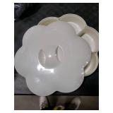 LOSYHU Divided Serving Dishes with Lid, Melamine Appetizer Tray with 7 Removable Compartment, Divided Serving Platter for Chips and Dip, Nuts and Snacks, White
