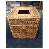 Rattan Tissue Box Cover Natural Woven Facial Napkin Holder Square with Lid 5.7 x 5.7 x 5.5 Inch (Natural)