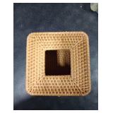Rattan Tissue Box Cover Natural Woven Facial Napkin Holder Square with Lid 5.7 x 5.7 x 5.5 Inch (Natural)