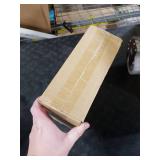 DaYammi 60PCS Gold Plastic Plates- Gold Disposable Platos,gold Party plate Include:30 Glitter plastic Dinner plates 30 Dessert Plate for Party,Plastic Plates for Party & Wedding