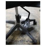 Black Mesh Rolling Computer Chair