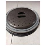 MAGJIUKE Microwave Splatter Cover & Silicone Mat Collapsible, Vented, Reusable Food Guard and Plate Cover with Heat-Resistant Trivet for Pots, Pans, and Kitchen Counter, Black - Retail: $9