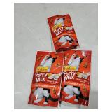 Purina Friskies Cat Treats, Party Mix Gravy-licious Crunch Chicken and Gravy Flavors - 2.1 oz. Pouch 3pack