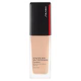 Shiseido Synchro Skin Self-Refreshing Foundation SPF 30, Linen 220 - Medium-to-Full Buildable Coverage - Natural Finish, 24-Hour Wear - Water Resistant & Non-Comedogenic - 30 mL