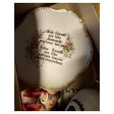 MISC VINTAGE DECOR..................................DR