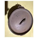 CAST IRON NO.10 DUTCH OVEN W/LID.......................GAR