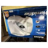 PAPER SHREDDER & NEW HUMIDIFIER...........................GAR