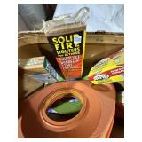 Vintage picnic basket & picnic supplies -- GAR