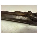 ANTIQUE KENTUCKY LONG PERCUSSION RIFLE W/ FIXED SIGHTS