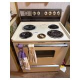 KELEVINATOR ELEC. COOKSTOVE..............................KCHN