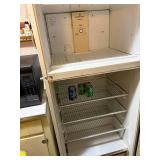 KELVINATOR REFRIGERATOR....................KCHN