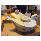 JEWEL T "ALADDIN" TEA POT....................KCHN