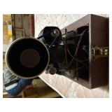 Antique Singer sewing machine in portable case - NBD