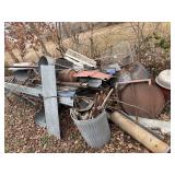 Iron pile - tin - misc. -- BY