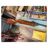 Pellet gun (Daisy #131) & pellets (.177 cal.) - SN