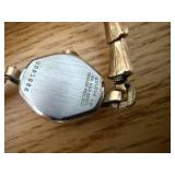 Bulova Ladies Watch 10K RqP 13.42 grams