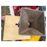 Hand crank mill (No. 1) -- BY