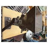 Hand crank mill (No. 1) -- BY