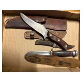MISC HUNTING KNIVES W/ SHEATH........................DR