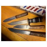 4  HUNTING KNIVES/ .........................................DR