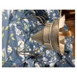 COLINDER, STAND, WOOD MASHER