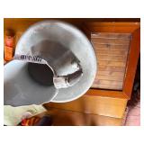 Pitcher/bowl set, mirror -- DR