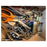 UTILITY ROOM DRAWER ITEMS/ CLOCK..........................KTCH