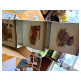 2 kerosene lamps -- DR