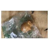 SUPVOX Wood Carving Hamster Figurine Cute Statue for Home Decor Miniature Wood Craft Ornament for Garden Tabletop and Shelf and Water-Resistant Design