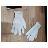 COLEDRE Kids Toys 12 Colors LED Gloves Cool Toys Gifts for Age 5-7 8-12 Years Old Boys Girls Stocking Stuffers Kids Teens Christmas Halloween Costumes Light Up Gloves Birthday Parties Gifts (1 Pair M)