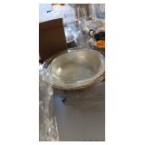 Metal Decorative Covered Bowl with Legs