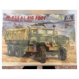 Factory Sealed Italeri M-923 A1 Big Foot US Army 5t Truck Model Kit Collectors Item