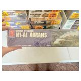Factory Sealed AMT ERTL General Dynamics M1-A1 Abrams Model Kit Collectible Item