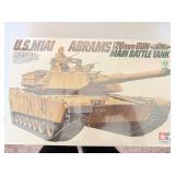 Factory Sealed Tamiya M1A1 Abrams 120mm Gun Main Battle Tank Model Kit Collectors Item