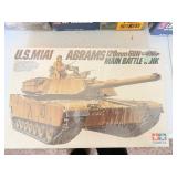 Factory Sealed Tamiya M1A1 Abrams 120mm Gun Main Battle Tank Model Kit Collectors Item