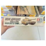 Factory Sealed Tamiya M1A1 Abrams 120mm Gun Main Battle Tank Model Kit Collectors Item