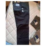 Brand New with Tags Mens Khaki Pants Size 40x32