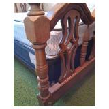 Sturdy Wooden Antique Bed and Bed Frame Size Full