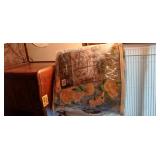 Piedmont Home Textile Corp. Comforter Queen Size in Floral Pattern