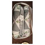 1993 L. Kee & Co Inc King Size Patchwork Quilt