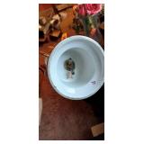 Antique Vienna-style Porcelain Gilt Covered Vase or Urn