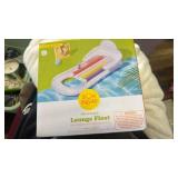 Sun Squad Fashion Pool Lounge Float Blue