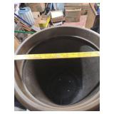 Johnson Furnace Co. Large Decorative plastic Planter