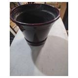 Large plastic Flower Pot with Burgundy Rim